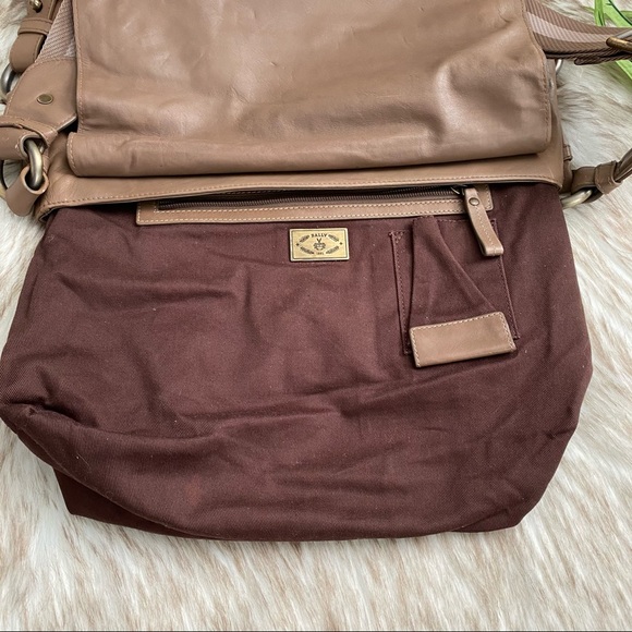 Bally Leather Crossbody Bag - Picture 5 of 13